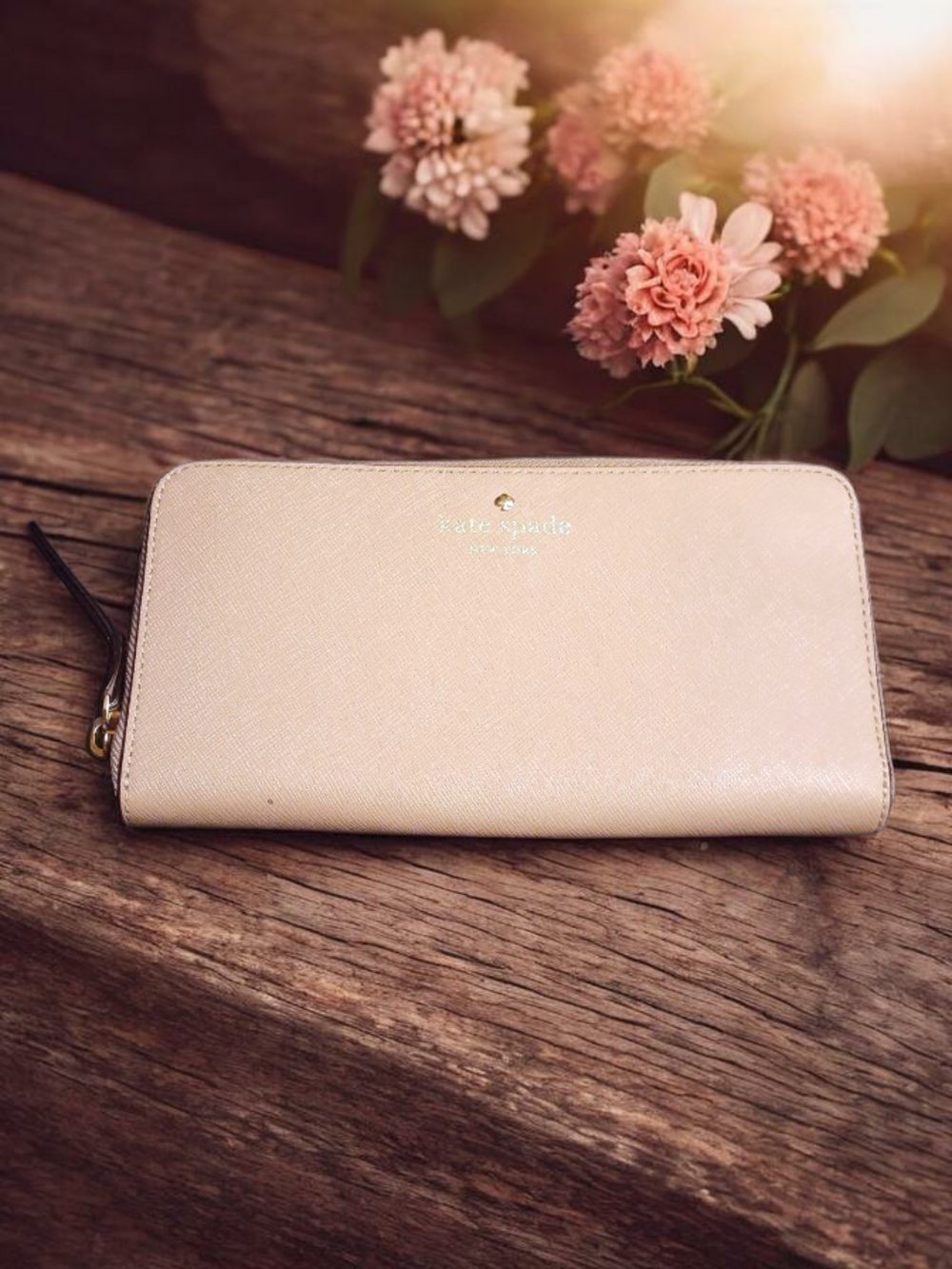 Kate Spade Continental Zip Around Soft blush pink saffiano Leather Wallet